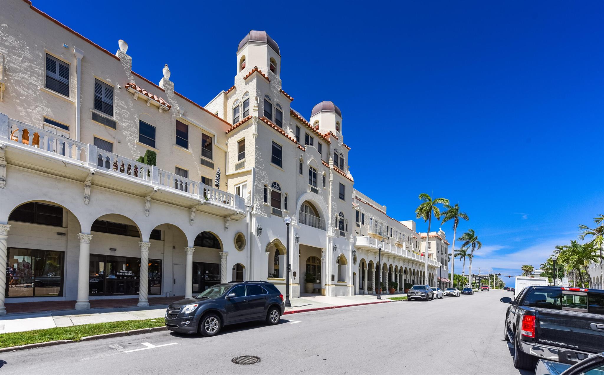 235 Sunrise Avenue 2106