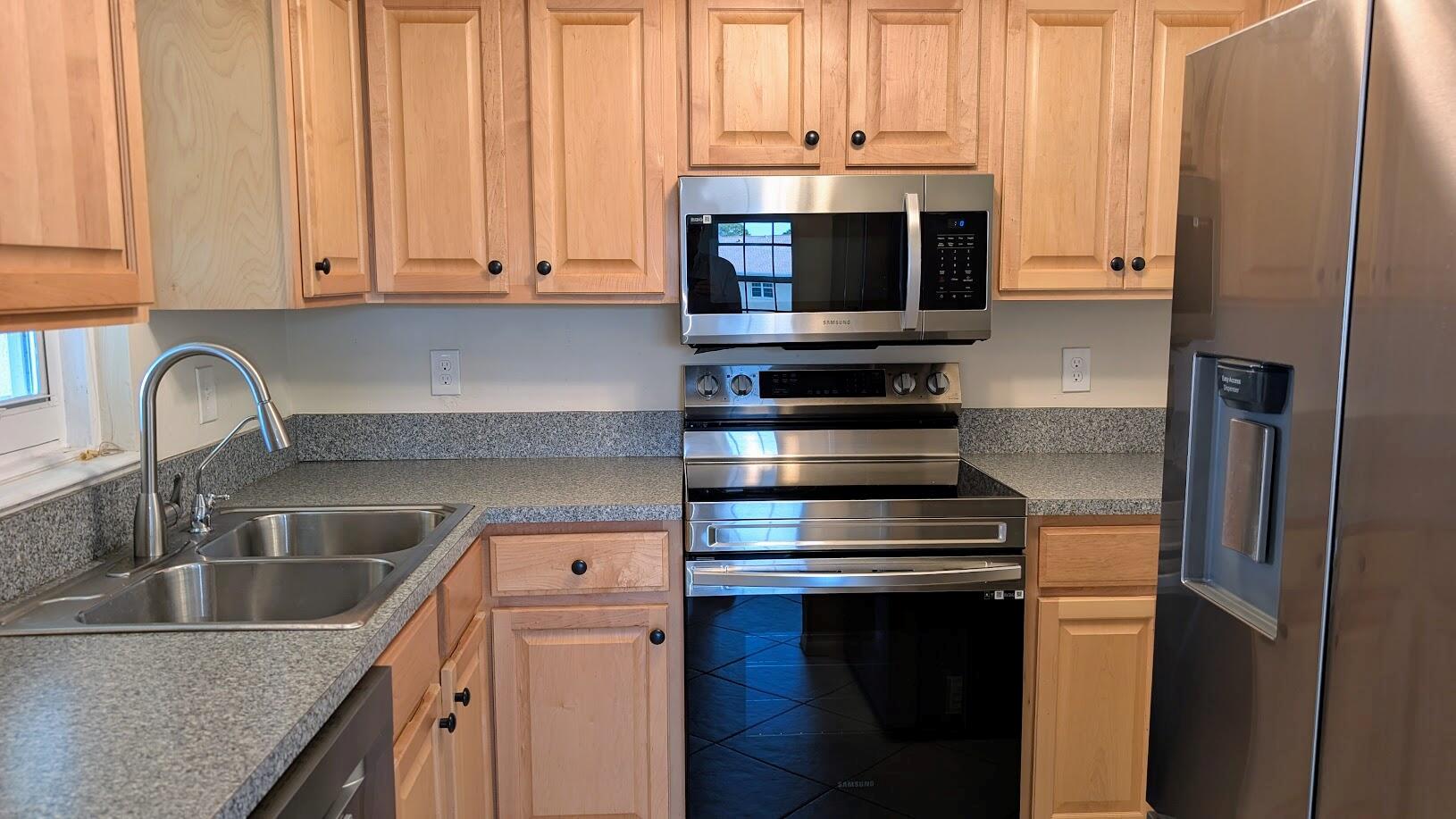 MIDPORT PLACE II, A CONDO - Residential Lease