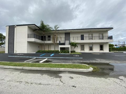 3141 S Military Trail 202 Lake Worth FL 33463