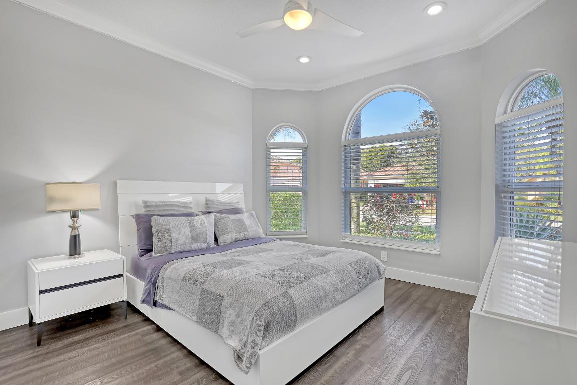 isola Bella - Residential