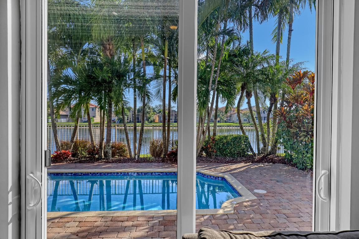 isola Bella - Residential