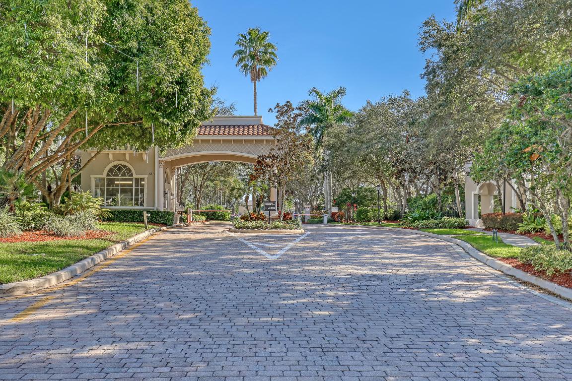 isola Bella - Residential