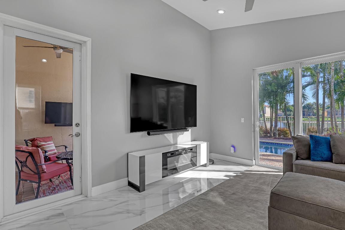 isola Bella - Residential