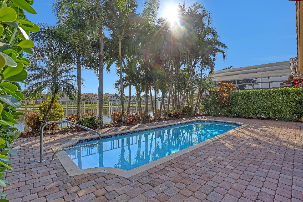 isola Bella - Residential