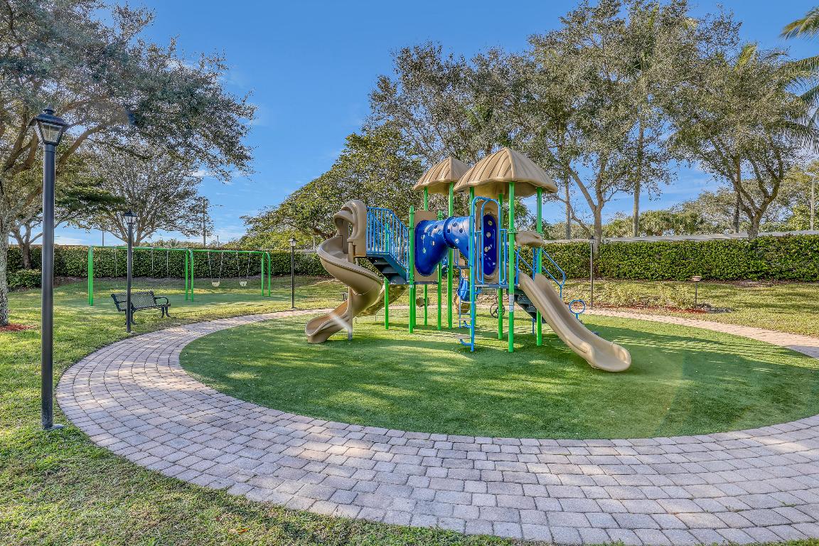 isola Bella - Residential