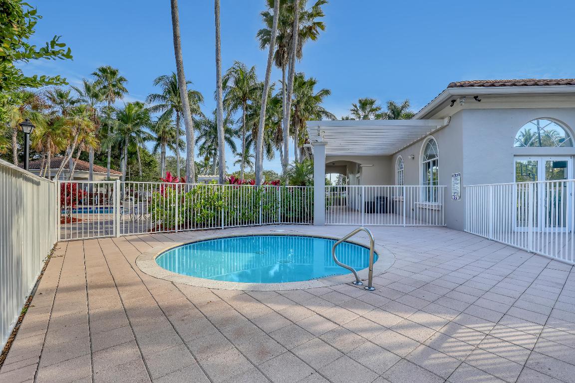 isola Bella - Residential