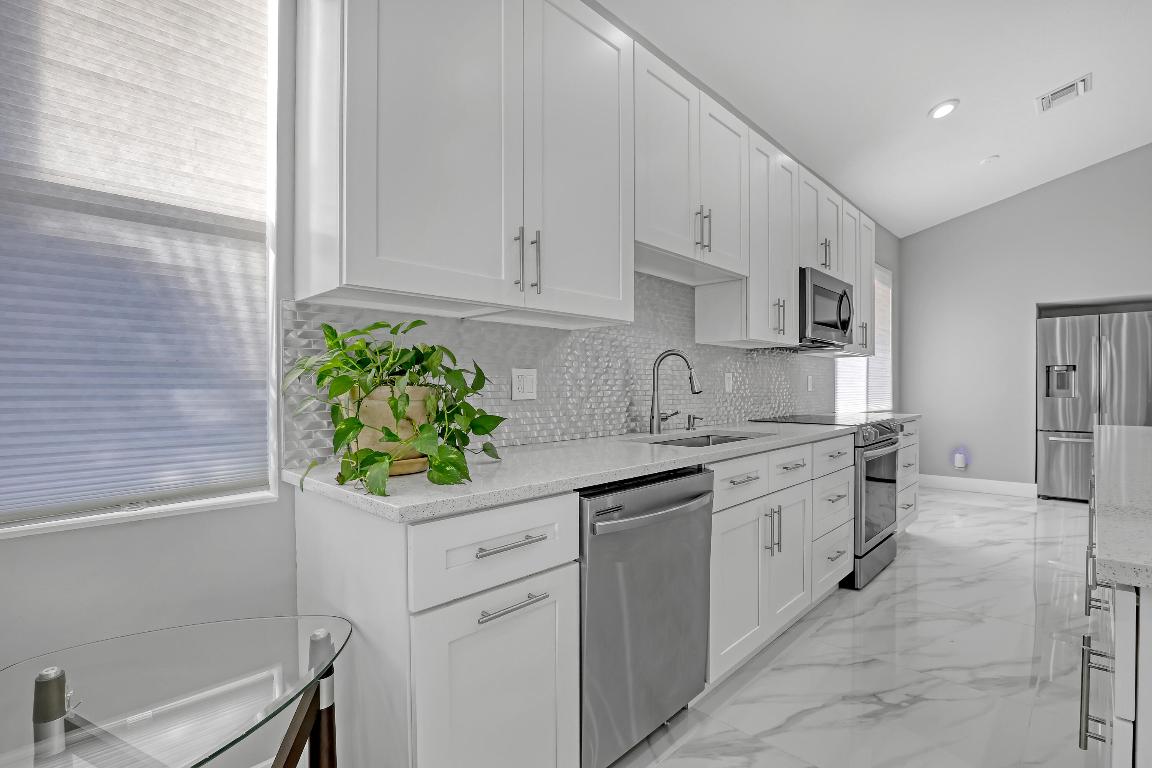 isola Bella - Residential