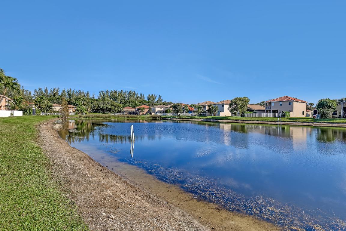 isola Bella - Residential