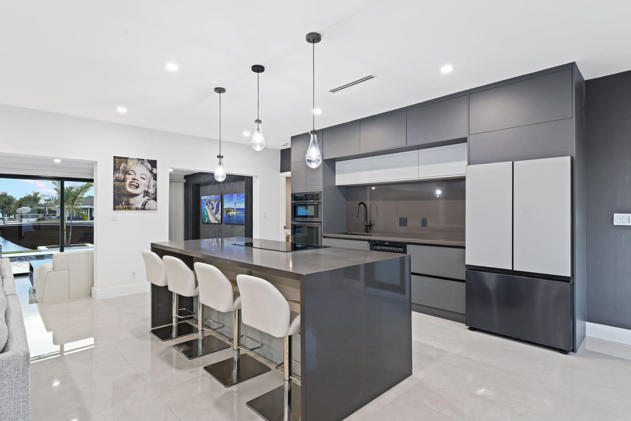 LAKE ESTATES - Residential