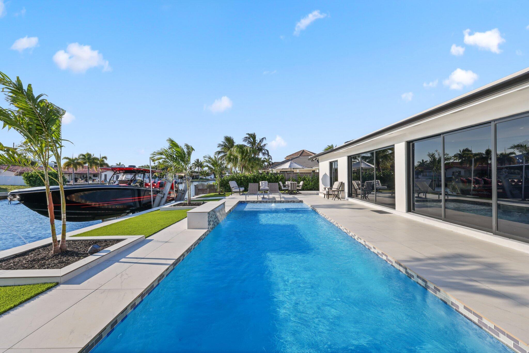 LAKE ESTATES - Residential