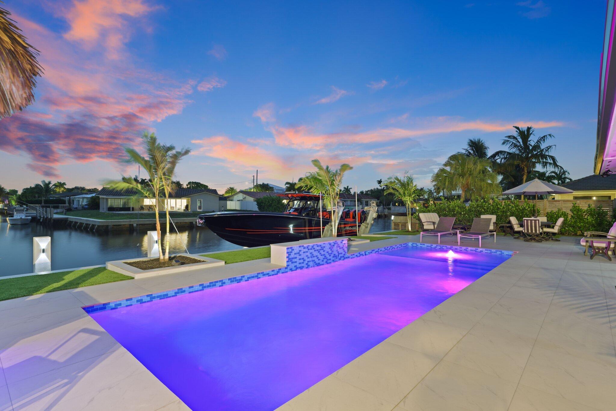 LAKE ESTATES - Residential