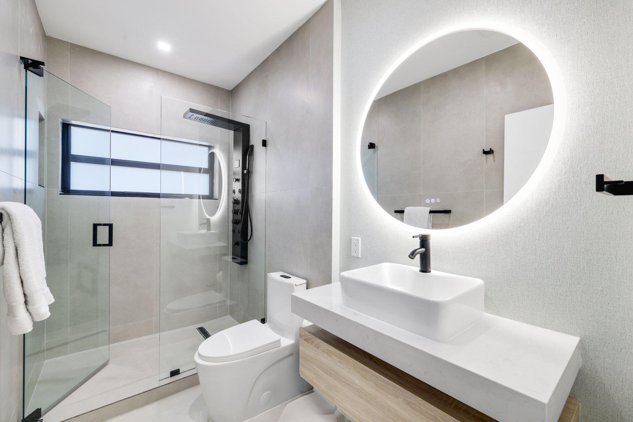 LAKE ESTATES - Residential