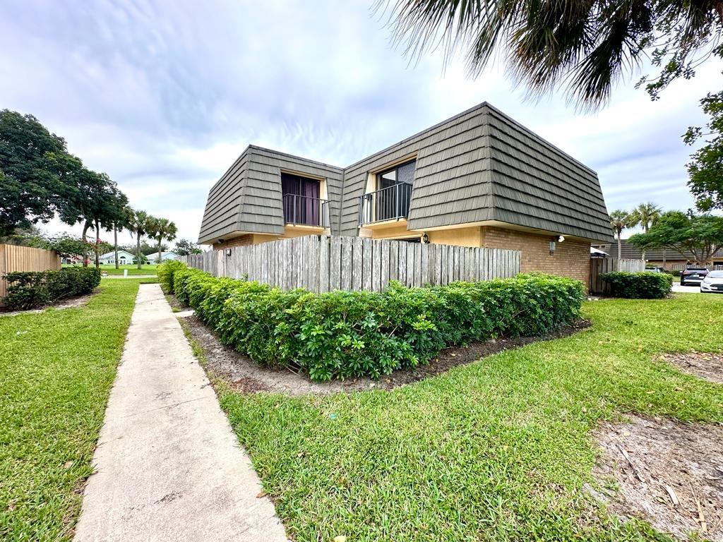 Beautiful 2/2.5 Townhouse, with a private entrance on the side of the building. An open floor plan with the living room and saturnian marble floors. Open kitchen with granite countertops, spacious cabinets, stainless steel appliances and a breakfast area. In-unit laundry room. Two small balconies.