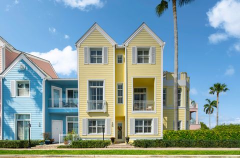 2875 Marina Circle Lighthouse Point FL 33064