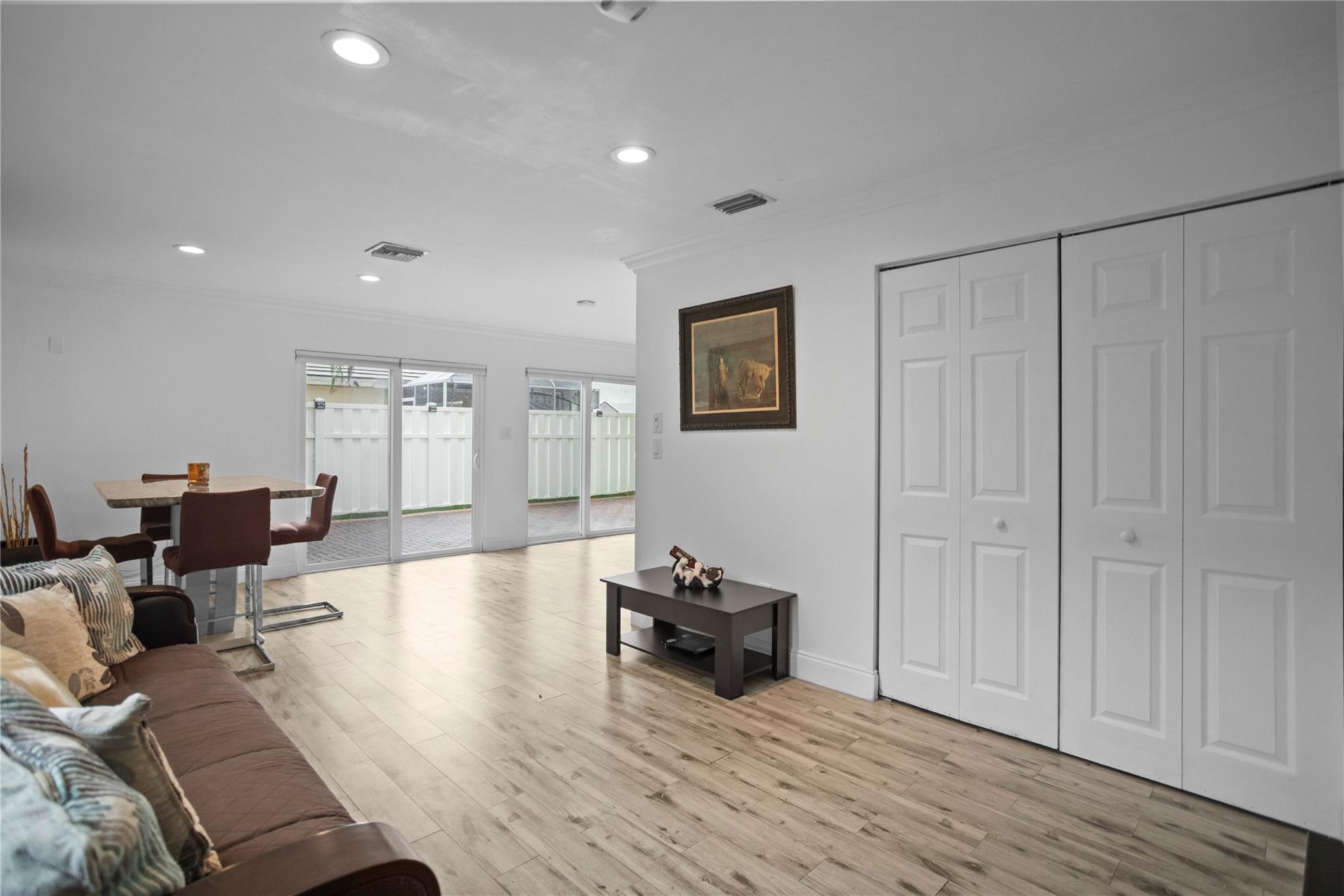 Jacaranda Prcl 608 123-15 - Residential