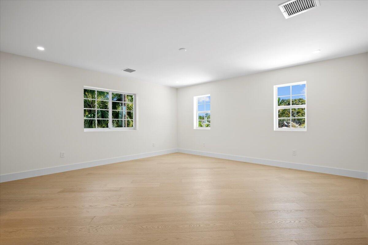 FLAMINGO PARK - Residential