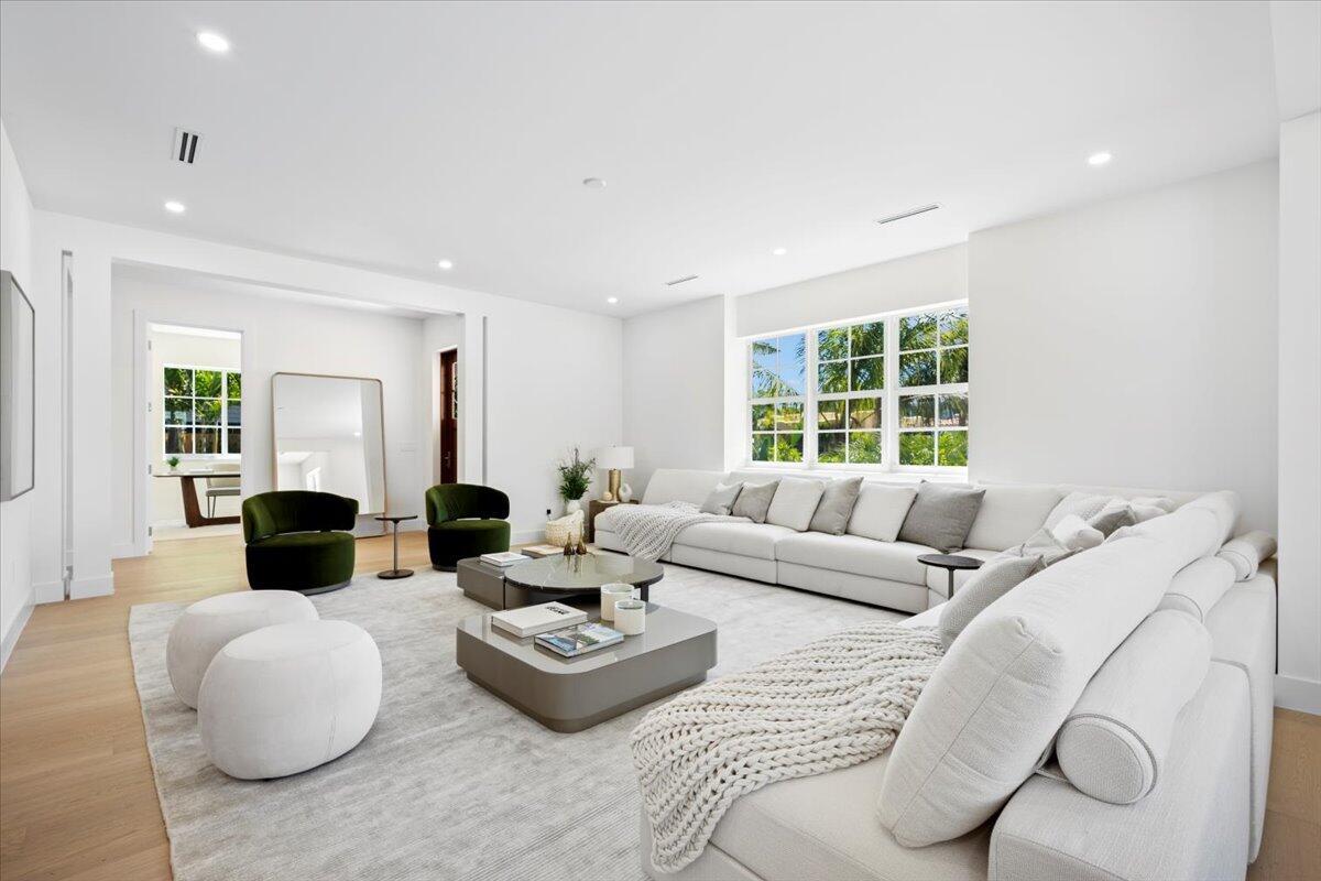 FLAMINGO PARK - Residential