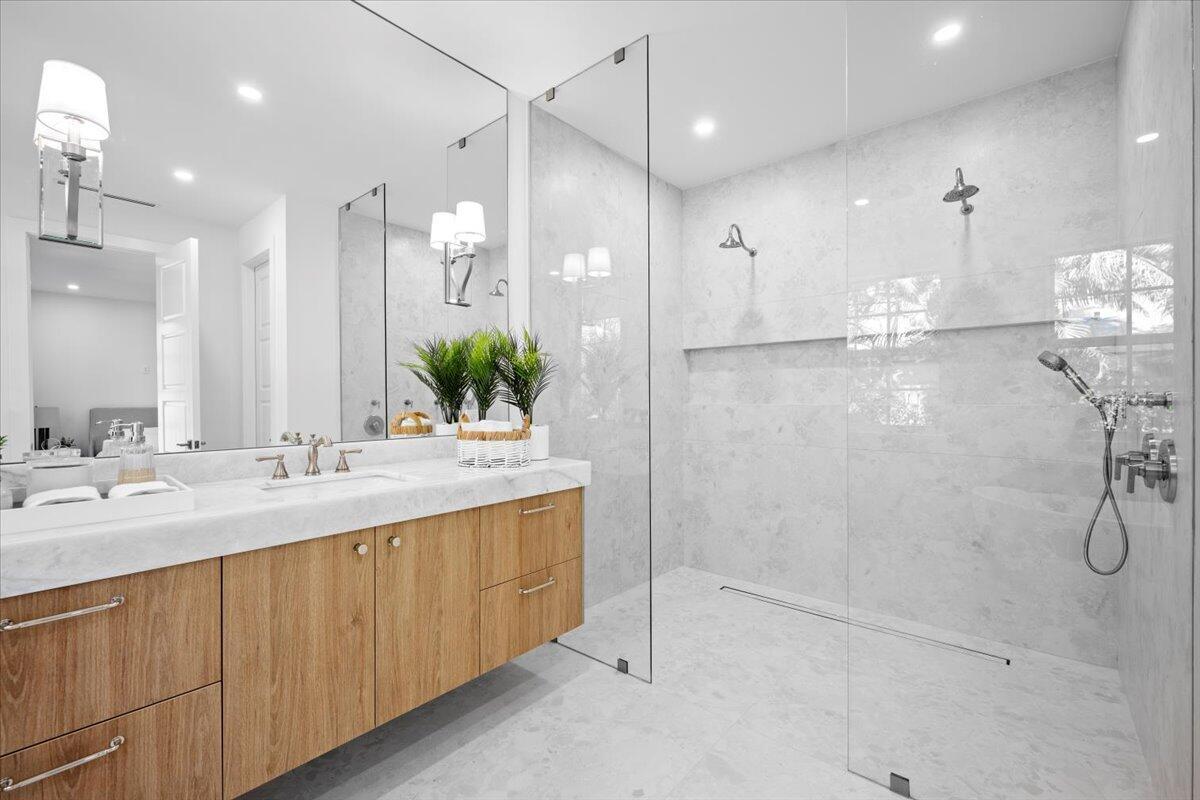 FLAMINGO PARK - Residential