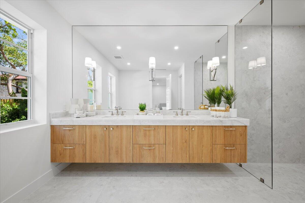 FLAMINGO PARK - Residential