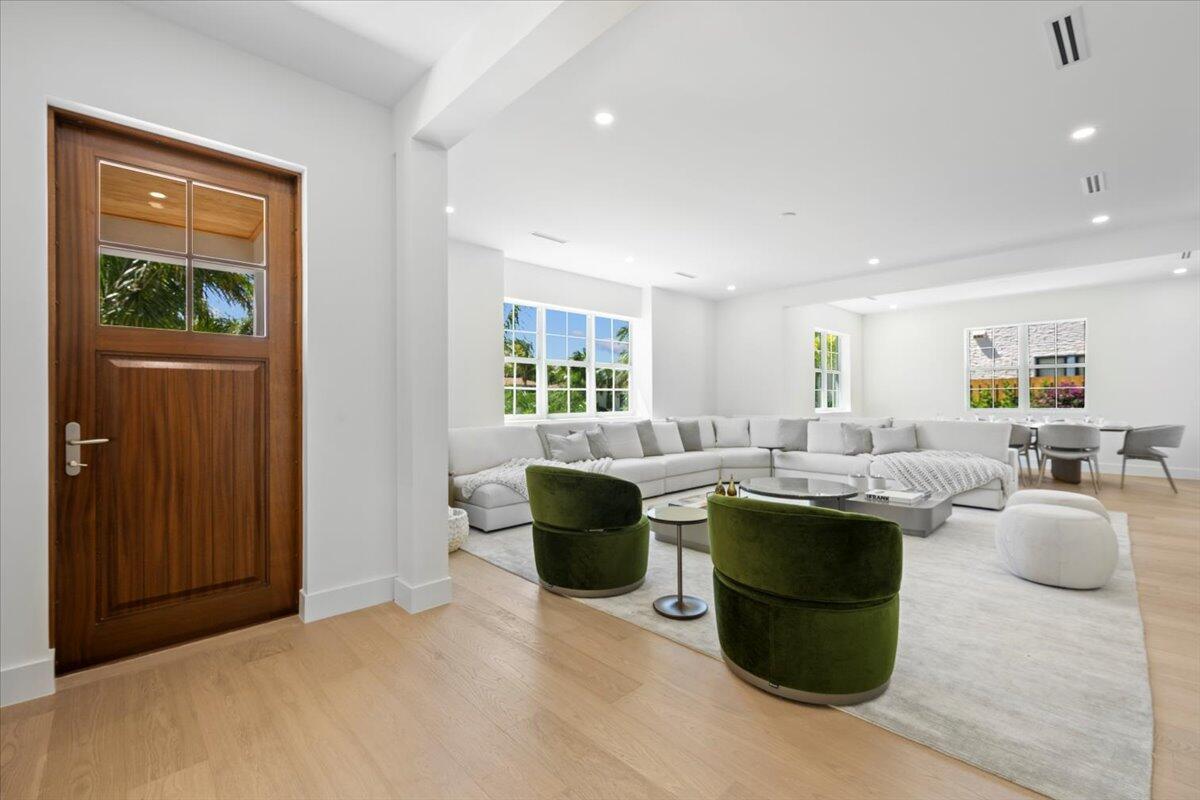 FLAMINGO PARK - Residential