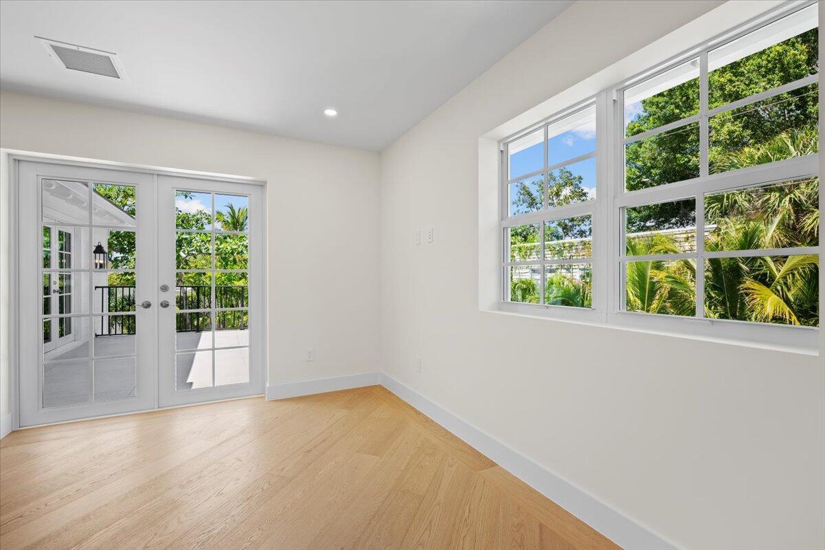 FLAMINGO PARK - Residential