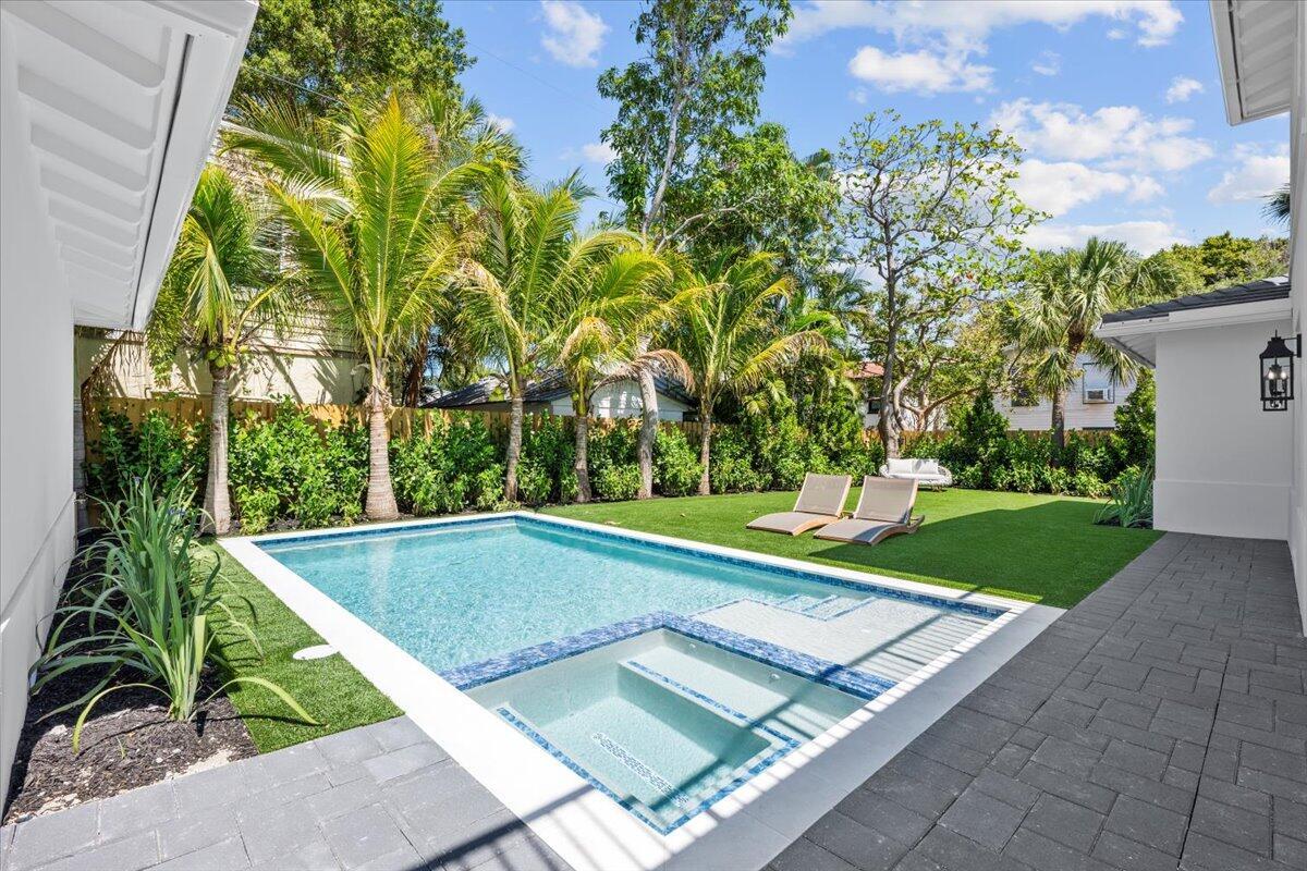 FLAMINGO PARK - Residential