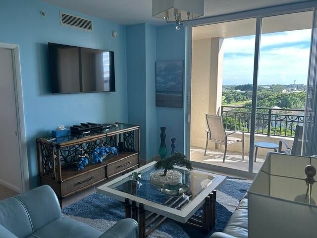550 OKEECHOBEE Boulevard 725