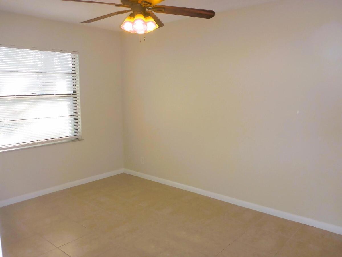 JUPITER LAKES VILLAS COND - Residential Lease