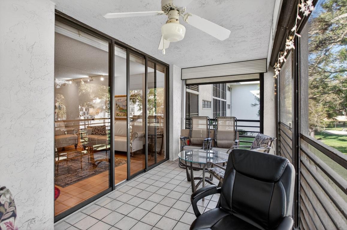 BONAIRE AT WOODMONT NO 4 - Residential