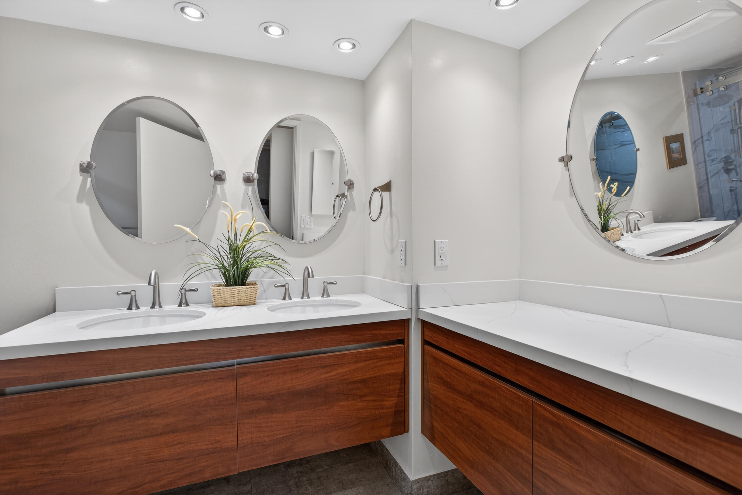 BONAIRE AT WOODMONT NO 4 - Residential