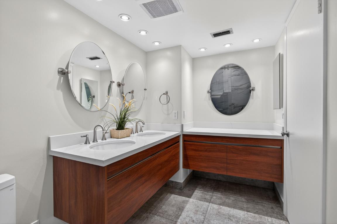 BONAIRE AT WOODMONT NO 4 - Residential