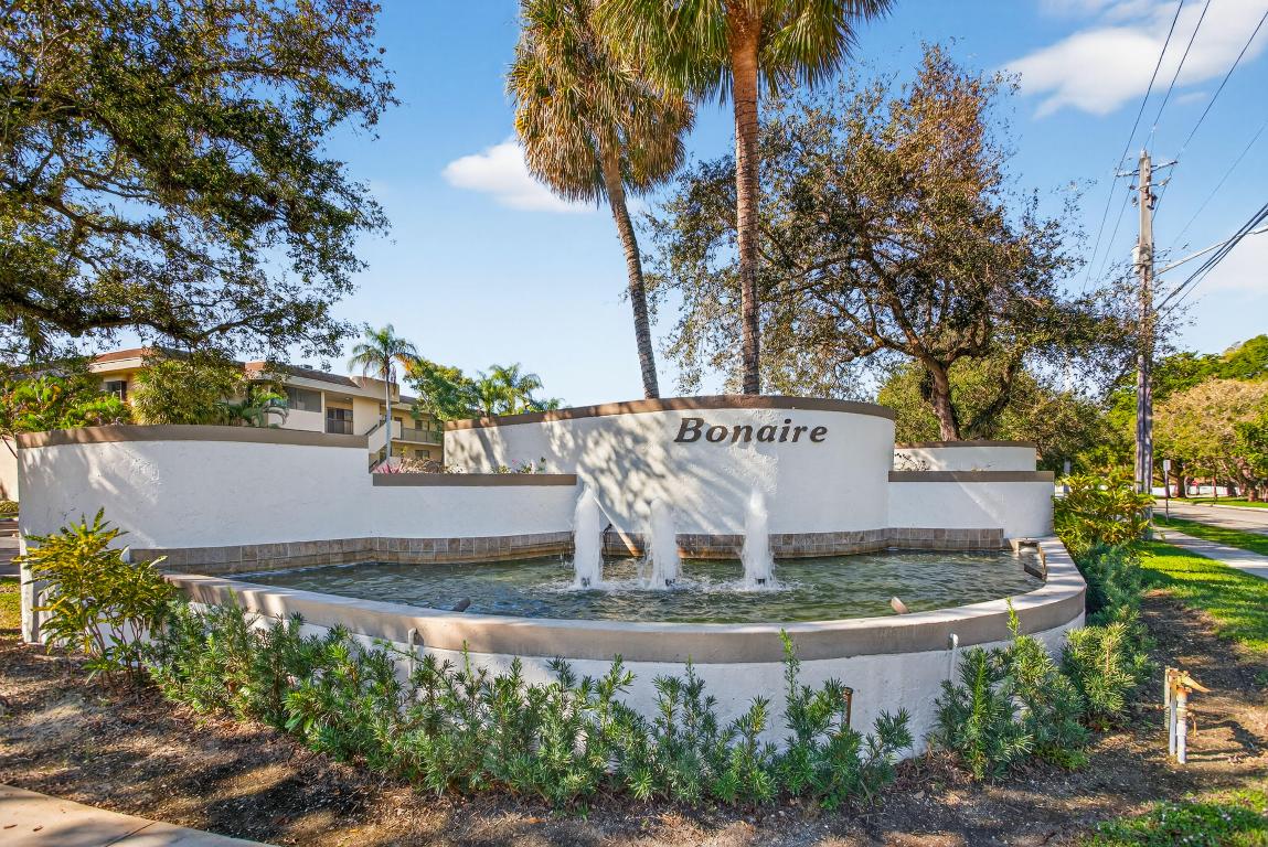 BONAIRE AT WOODMONT NO 4 - Residential