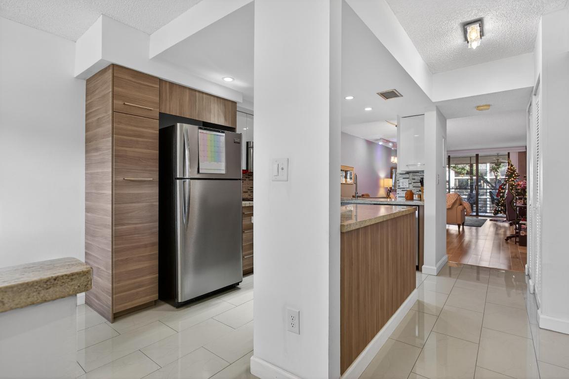 BONAIRE AT WOODMONT NO 4 - Residential