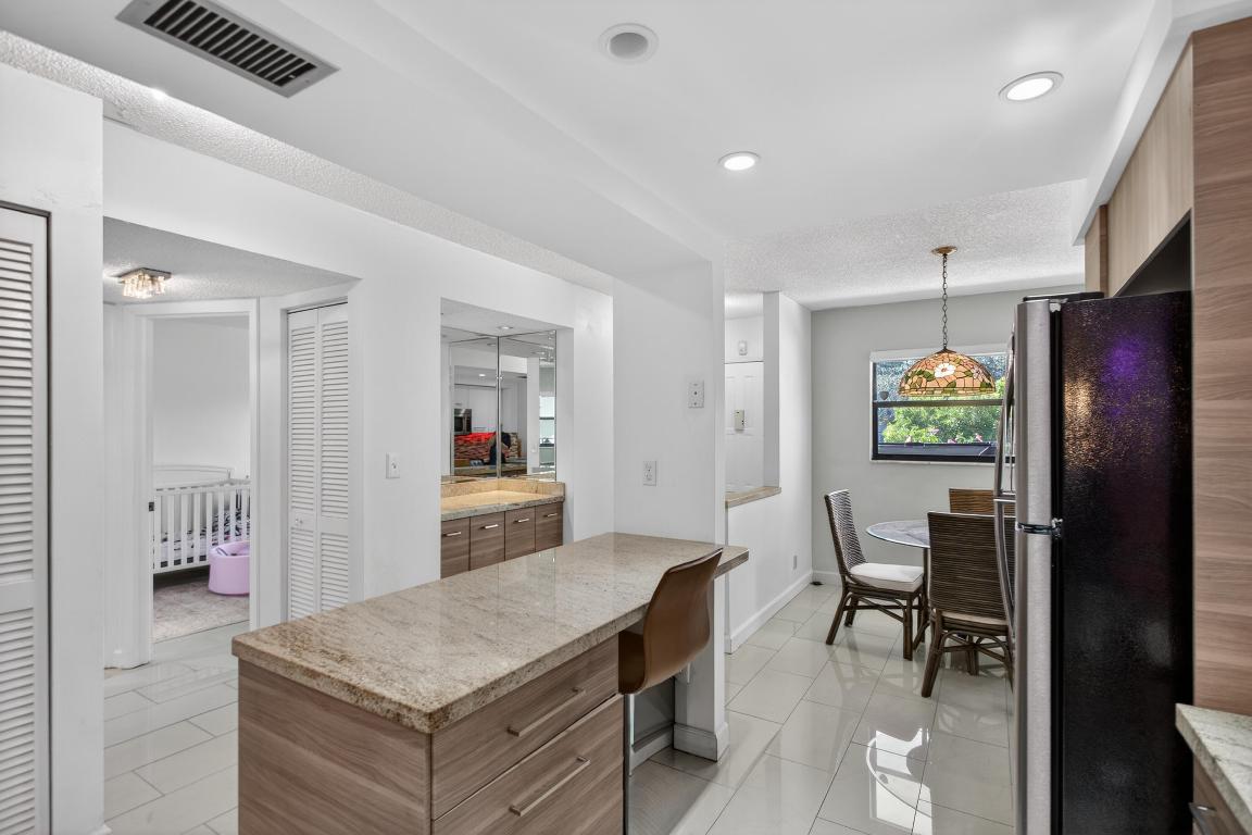 BONAIRE AT WOODMONT NO 4 - Residential