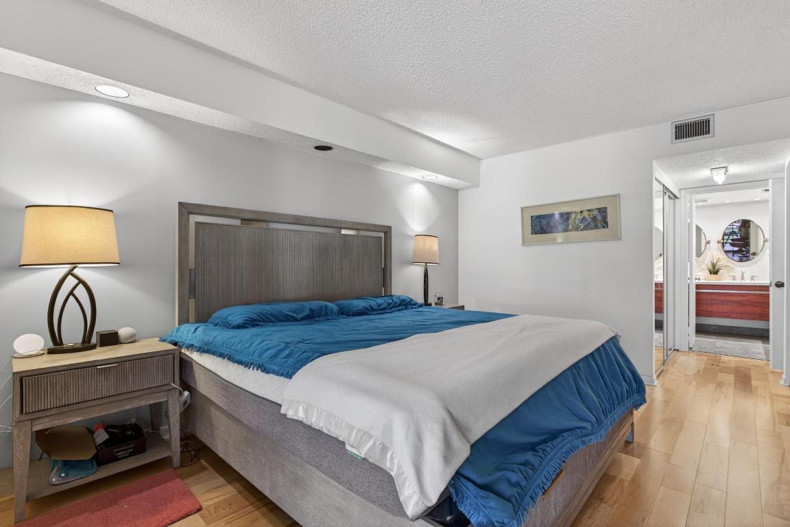 BONAIRE AT WOODMONT NO 4 - Residential