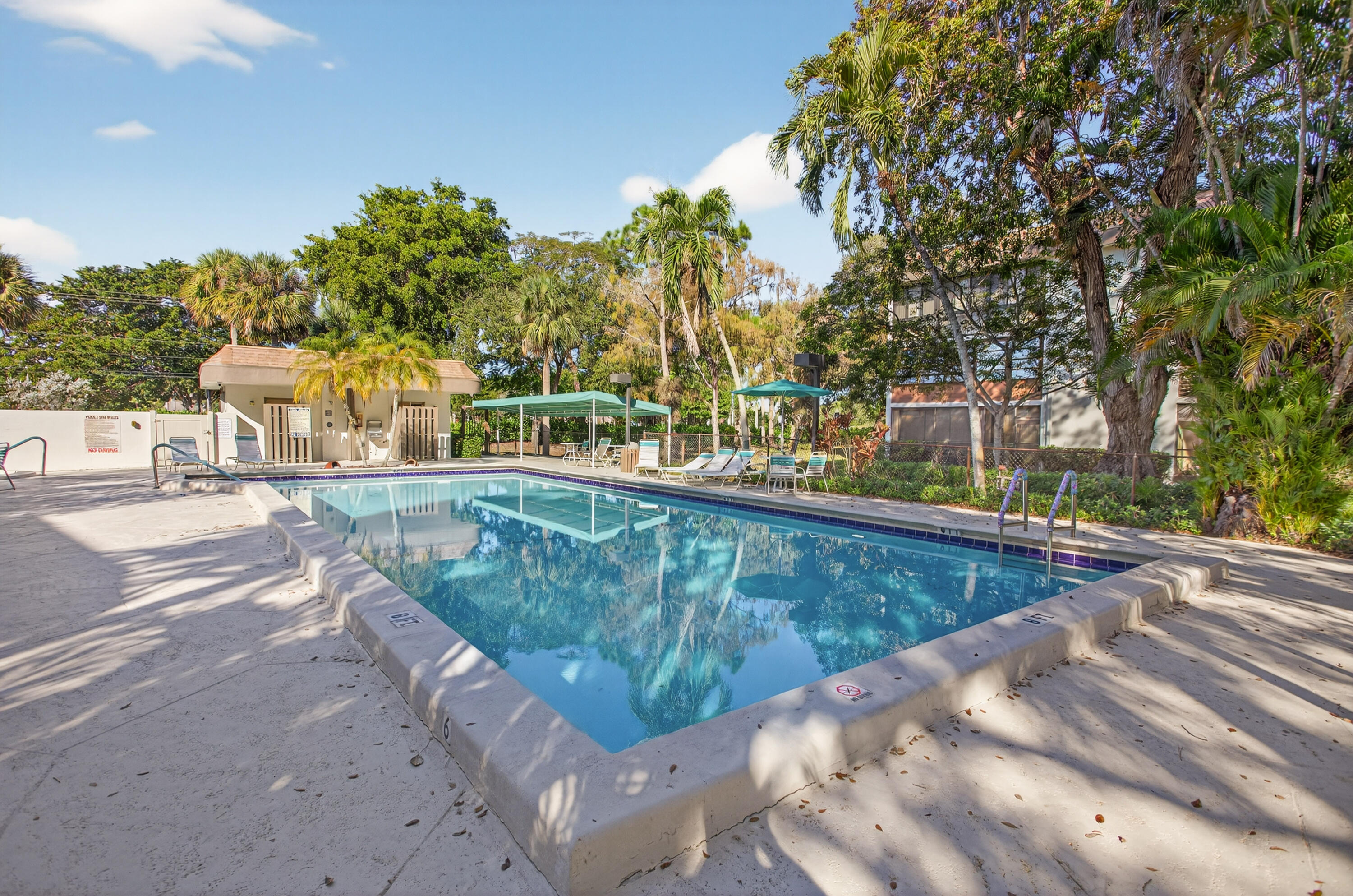 BONAIRE AT WOODMONT NO 4 - Residential