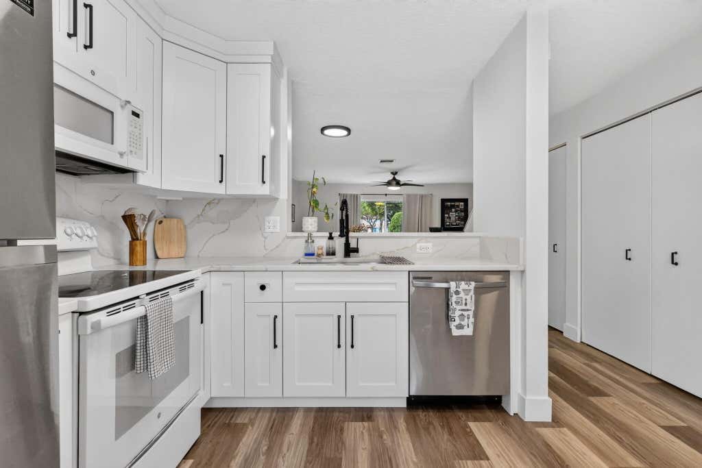 Photo of 9899 KAMENA Circle, Boynton Beach, FL 33436 (MLS # B26060981)