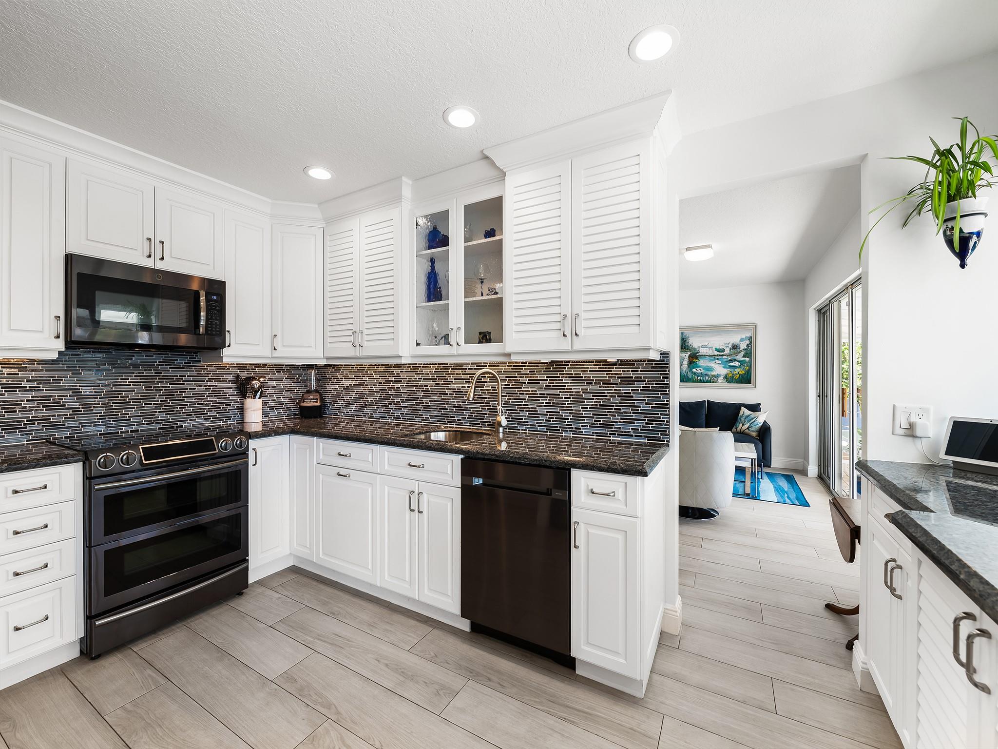 LIGHTHOUSE POINT 4TH SEC - Residential