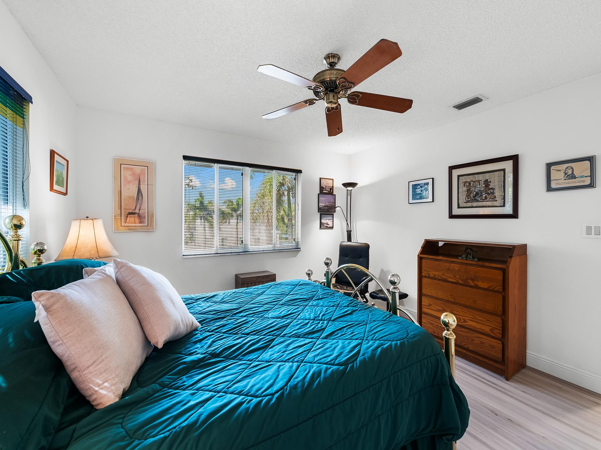 LIGHTHOUSE POINT 4TH SEC - Residential