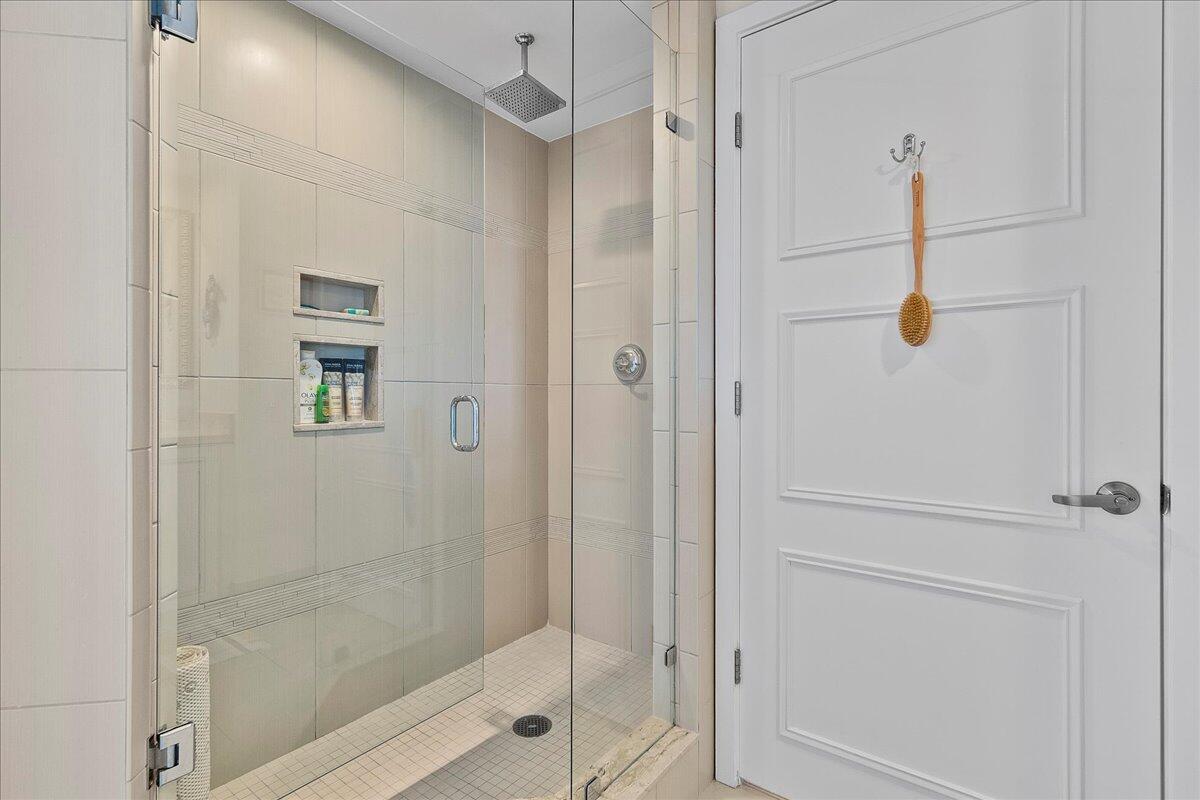 LANDMARK AT THE GARDENS CONDO - Residential Lease