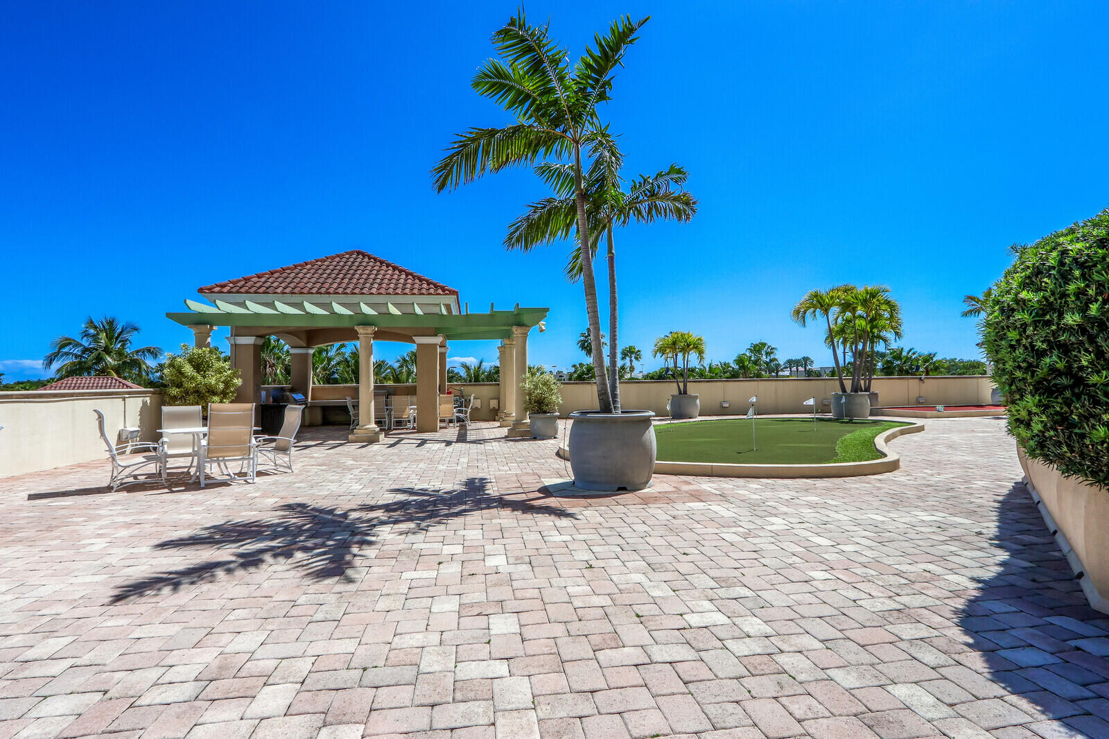 LANDMARK AT THE GARDENS CONDO - Residential Lease