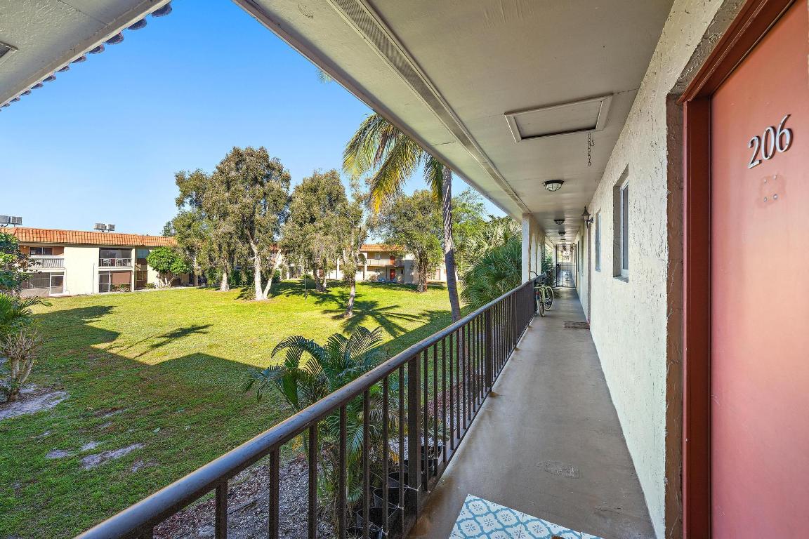 FOREST HILL GARDENS CONDO - Residential