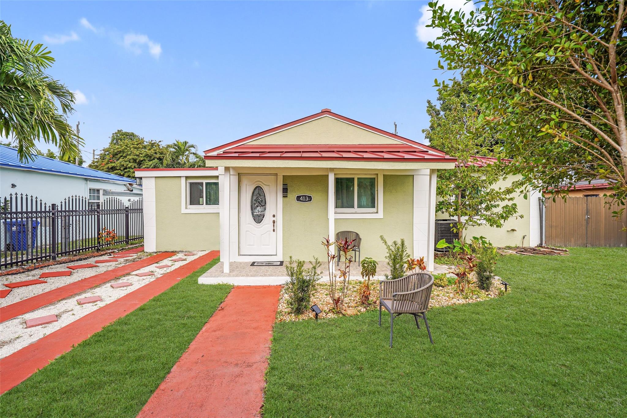 SHORES ESTATES - Residential