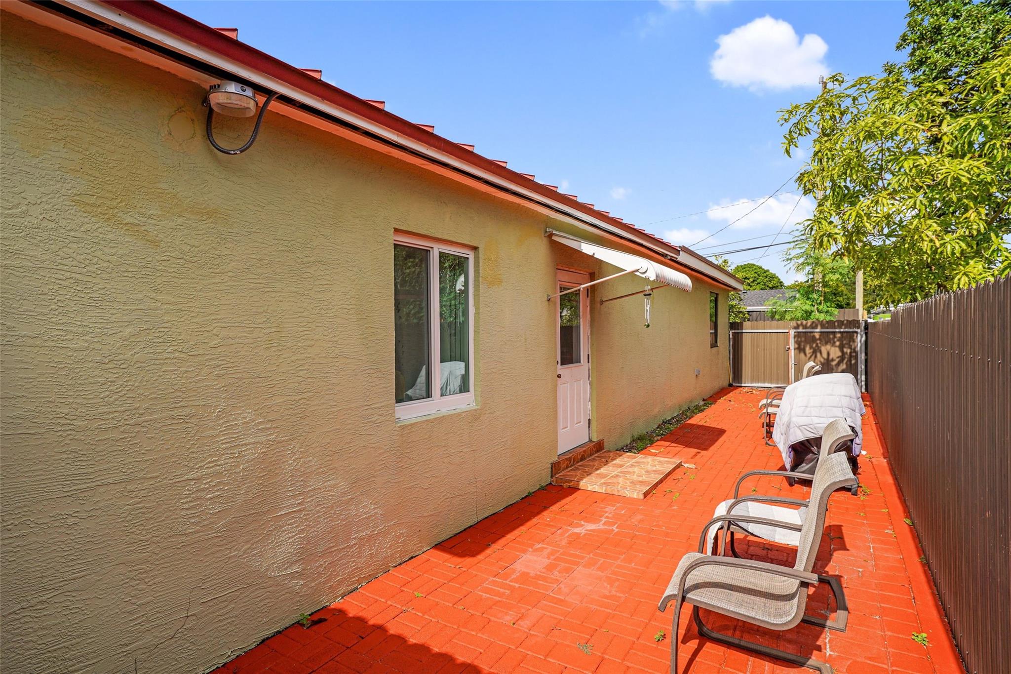 SHORES ESTATES - Residential