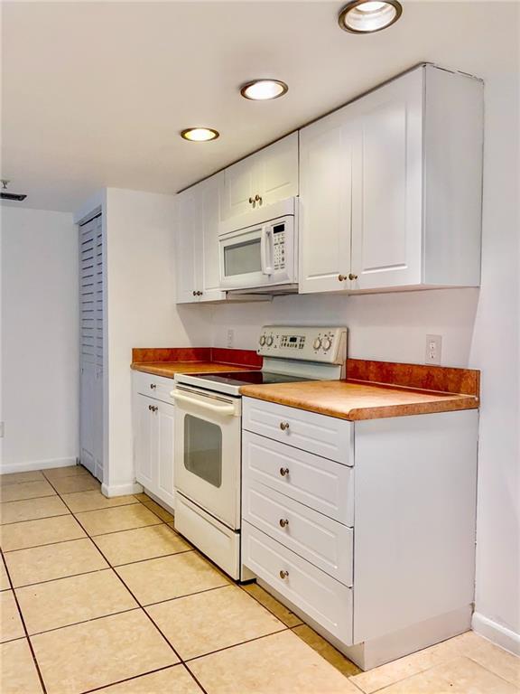 Lakeside At Delray - Residential