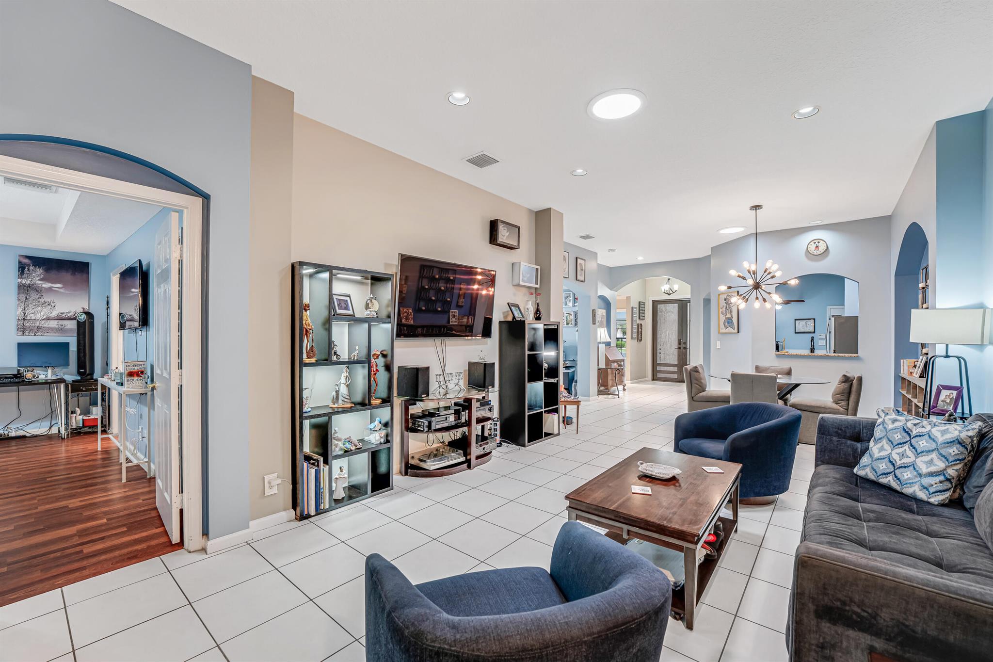 PALM ISLES WEST - Residential