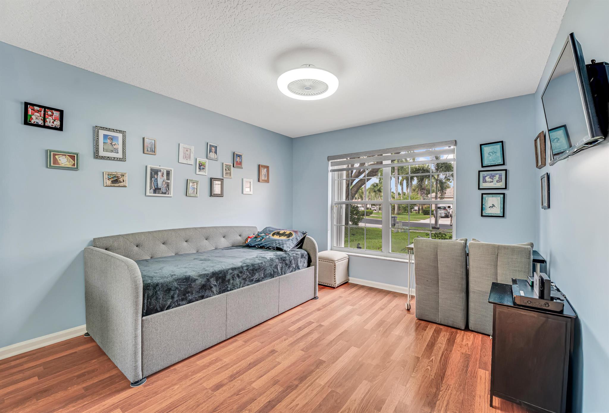 PALM ISLES WEST - Residential