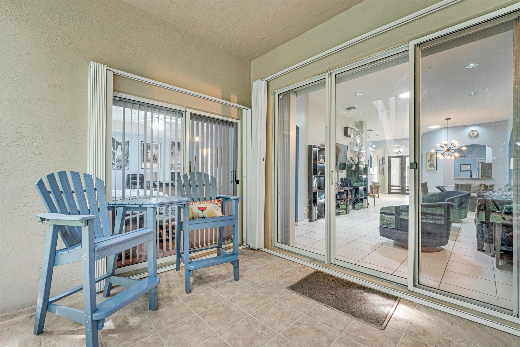 PALM ISLES WEST - Residential