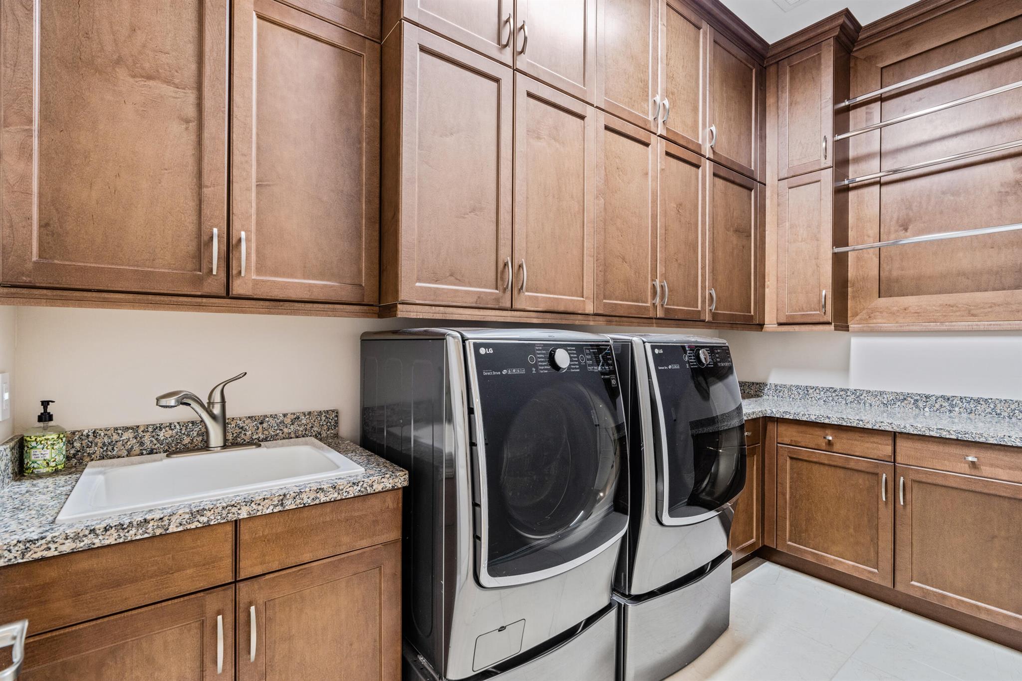 Prado - Residential Lease