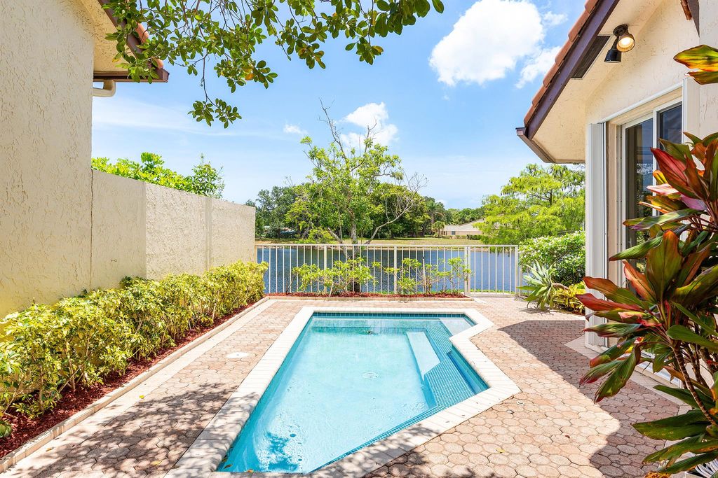 Photo of 23193 Via Stel, Boca Raton, FL 33433 (MLS # R11096158)